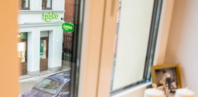 Apartament Sofa Spot w centrum toruńskiej starówki na ulicy Jęczmiennej 29